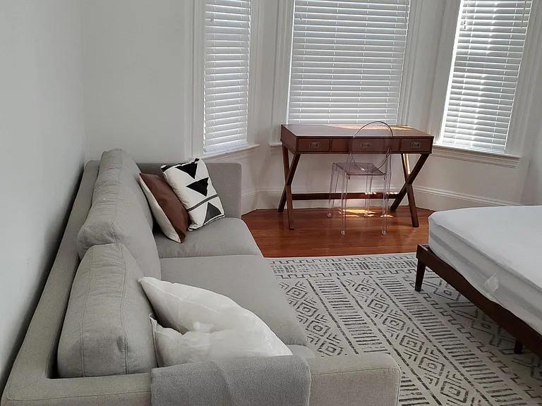 70 Draper St #1.5 — Photo 35