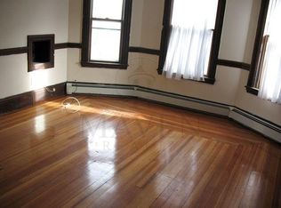 92 Prentiss St #9, Somerville, MA 02143