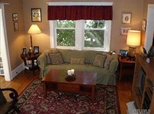 35 Cameron Ave, Babylon, NY 11702