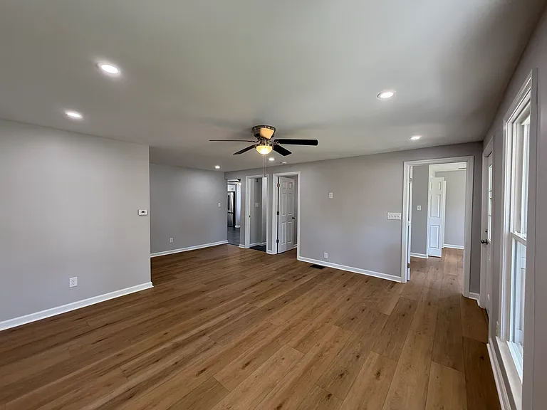 320 Chestnut St #1 — Photo 7