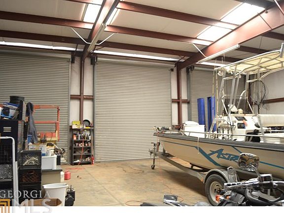 5th image of 355 Ember Dr