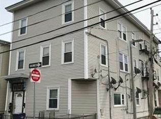 13 Greenwich St, Dorchester, MA 02122