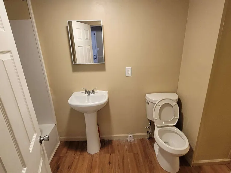 1450 Blaine Ave — Photo 7