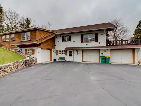 W4256 Valleyview Dr, Waubeka, WI 53021
