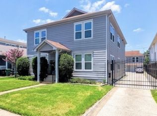 1011 E 6th 1/2 St APT 1, Houston, TX 77009