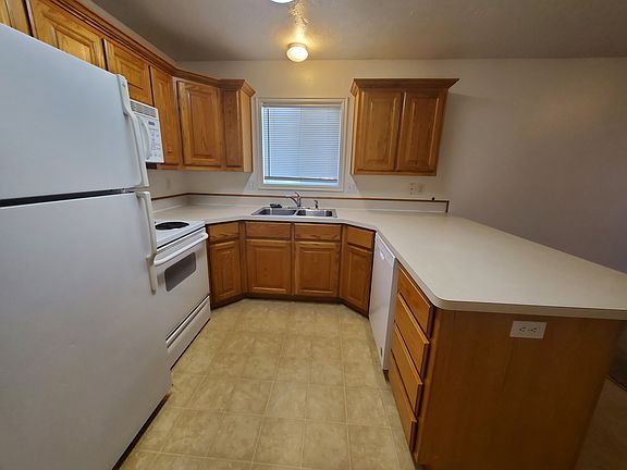 5th image of 3108 E Chasewood Dr APT 3