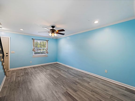 4th image of 21 Rivers Point Row APT 11B