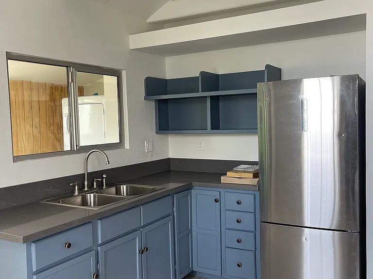 1615 Linwood St #1615 — Photo 4
