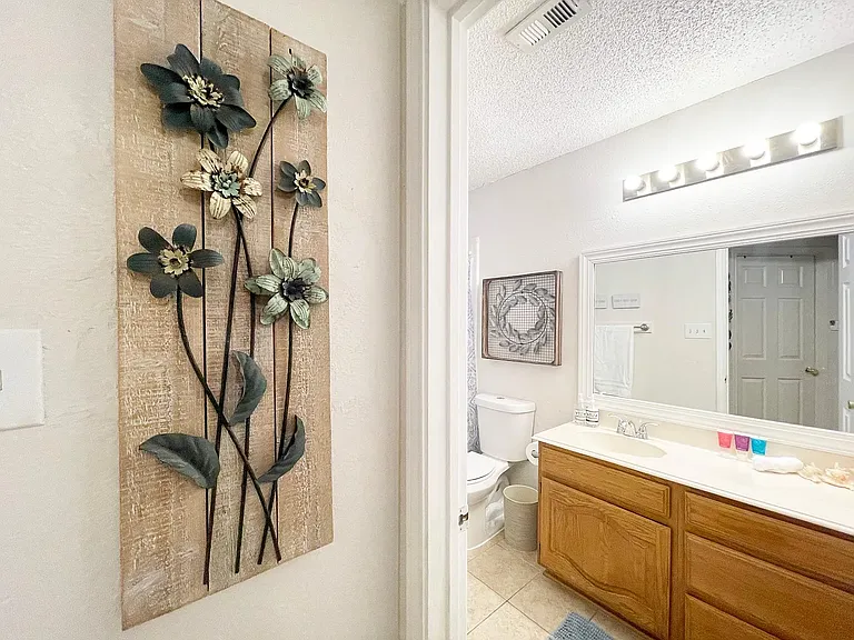 8306 Trail Lake Dr — Photo 5