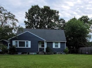 85 Broz Ter, Feeding Hills, MA 01030