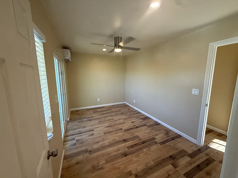 4860 Palm Ave — Photo 21