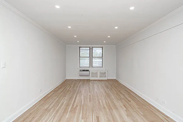 Rented by MySpaceNYC | media 3
