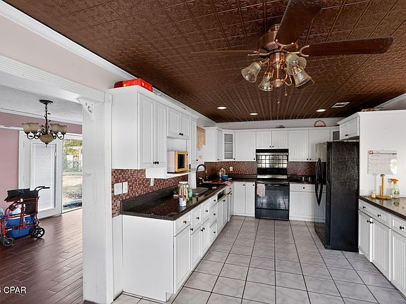 5th image of 3136 Aycock Rd