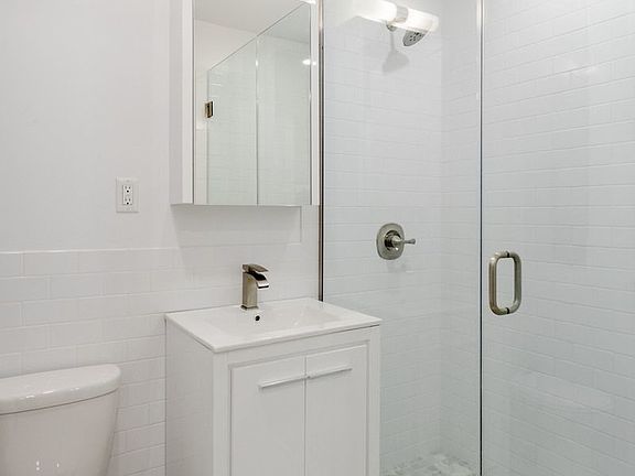 4th image of 277 W 11th St APT 1D