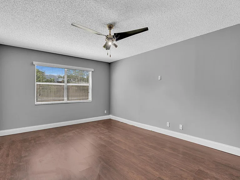 5961 N Falls Circle Dr #309 — Photo 27