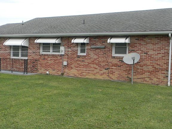 3rd image of 129 Apple Ave