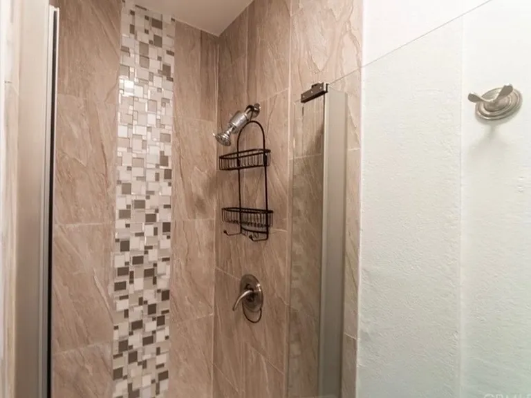 1001 W Macarthur Blvd #72 — Photo 22