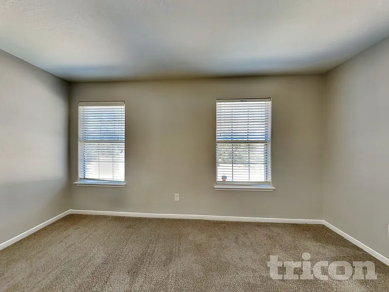 8927 Summer Valley Ln — Photo 10