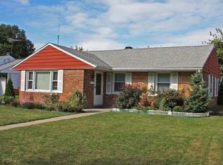 18 Roger Rd, Edison, NJ 08817