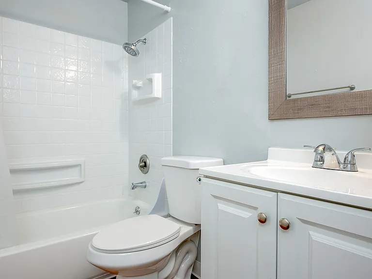 Pacific Village | Bathroom