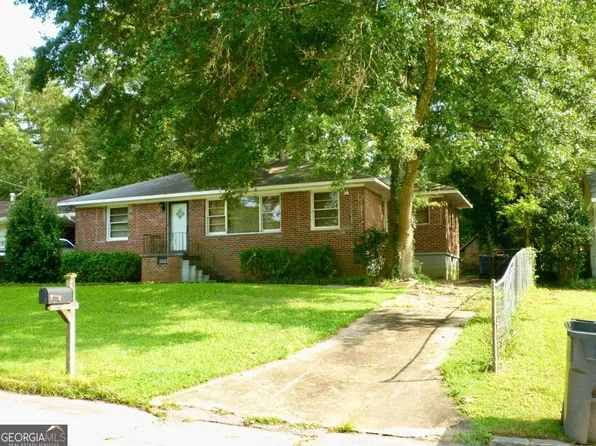2336 Manor Ave, East Pt, GA 30344