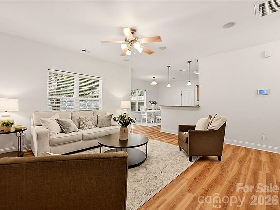 5th image of 10507 Glenmeade Rd