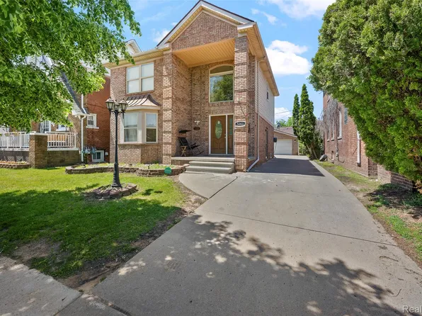 5003 Horger St, Dearborn, MI 48126