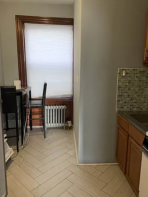 Rented by Limestone Realty Bklyn, LLC | media 27