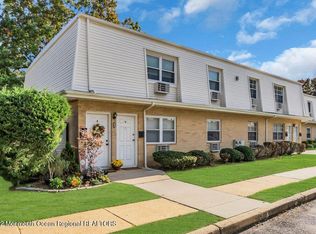 62B White St, Eatontown, NJ 07724