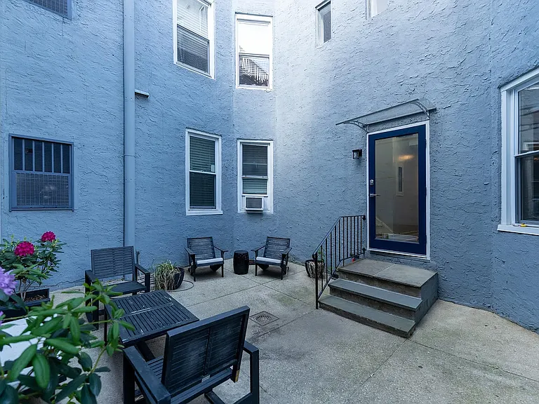 718 S 7th St #1 — Photo 5