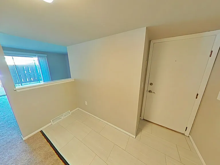 Woodland Reserve Apartments — Photo 44