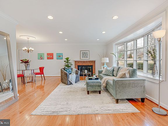 5th image of 6805 Rosewood St