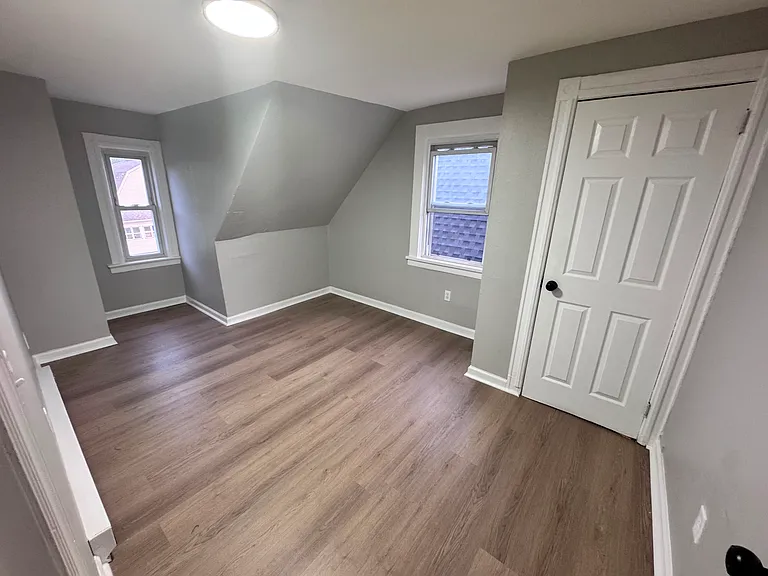 19 N 18th St #3R — Photo 5