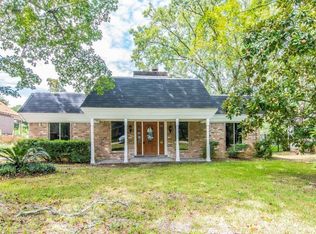 567 Brandon Rd, Conroe, TX 77302