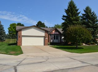 46836 Scotch Pine, macomb, MI