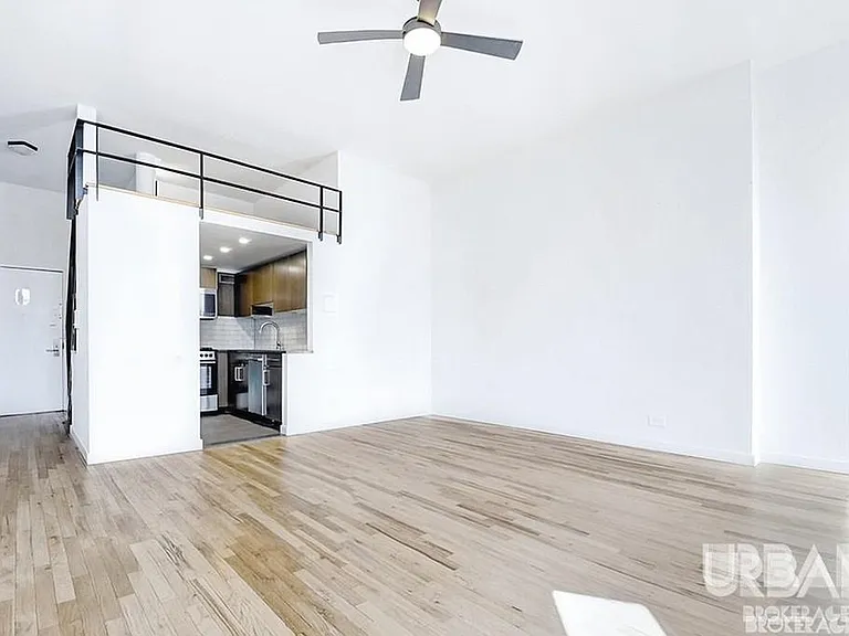 123 Bank St #430 — Photo 2