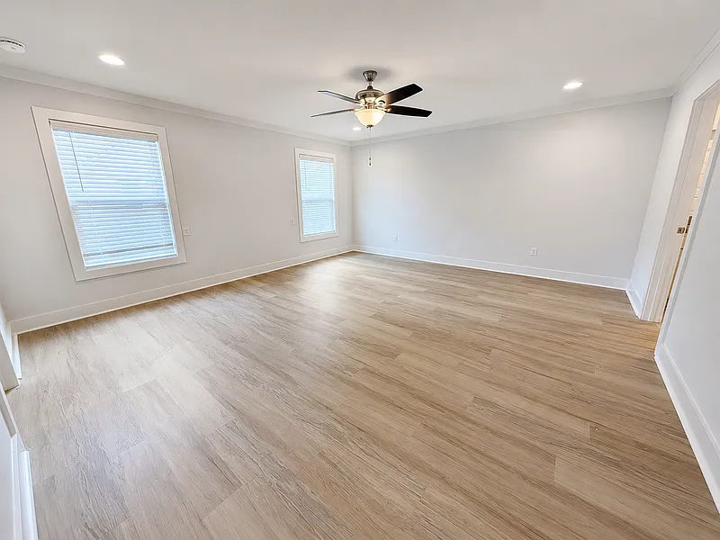 3 bed, 2.5 bath, 1850 sqft, $2,599 — Photo 4