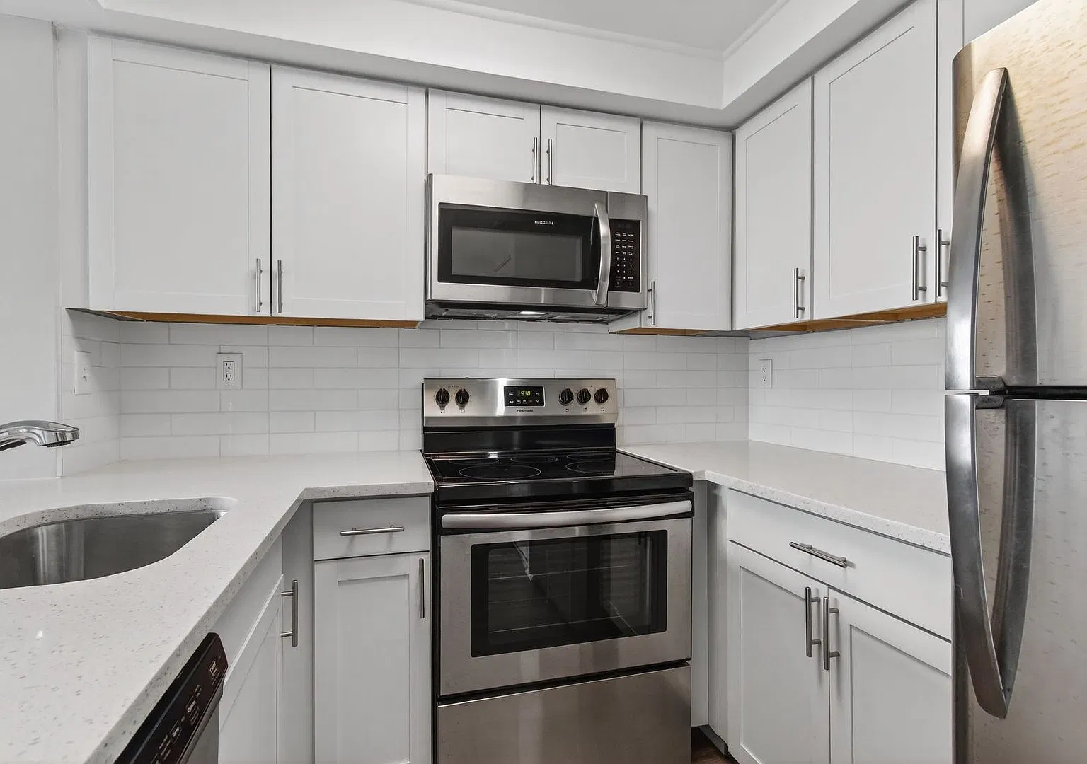 714 Executive Center Dr — Photo 1