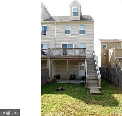 327 S Adams St — Photo 12