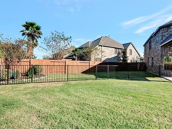 5th image of 2809 Veneto Ct