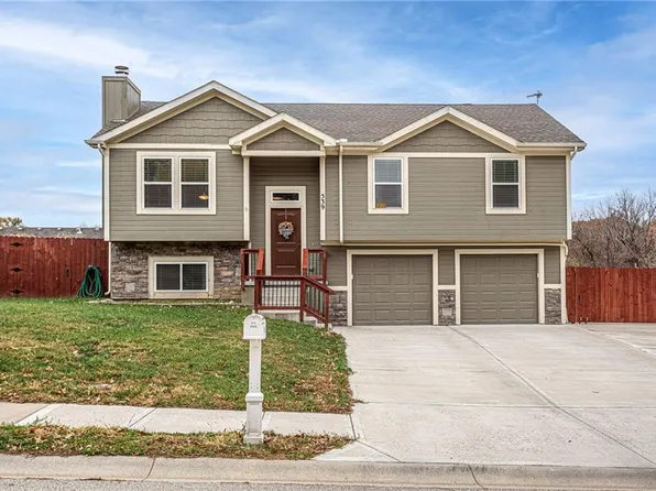 539 Oregon St, Leavenworth, KS 66048