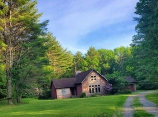 817 Peenpack Trl, Sparrow Bush, NY 12780