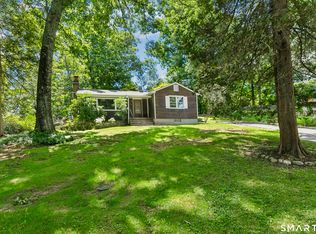 27 Woodland Way, Ridgefield, CT 06877