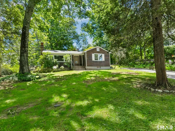 27 Woodland Way, Ridgefield, CT 06877
