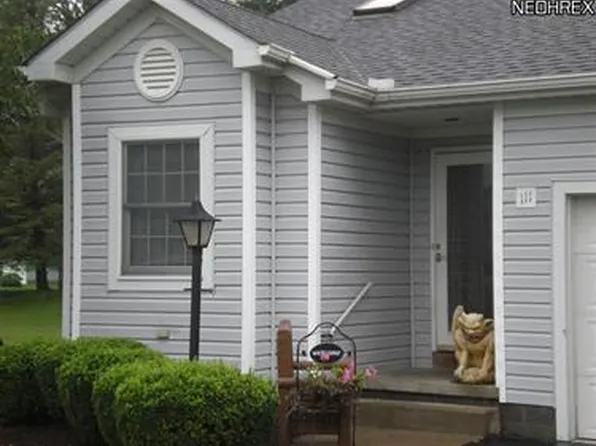 111 Greenfield Oval, Warren, OH 44483
