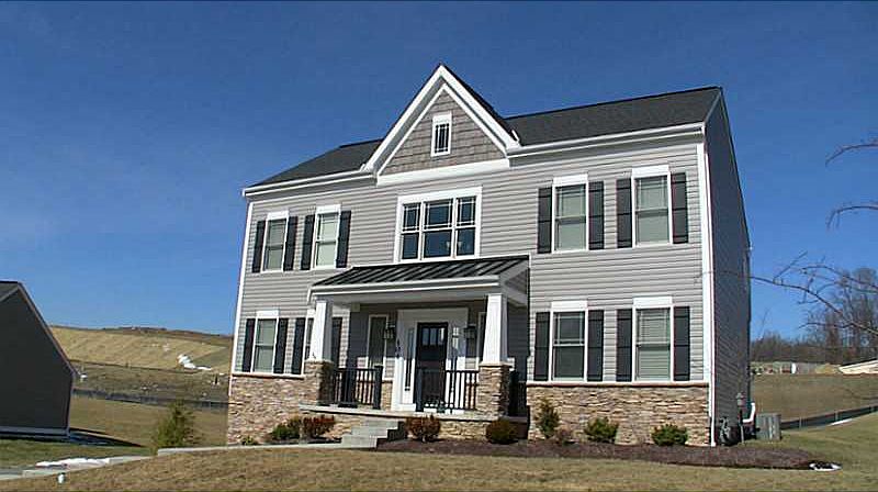 1st image of 104 Bridal Ln