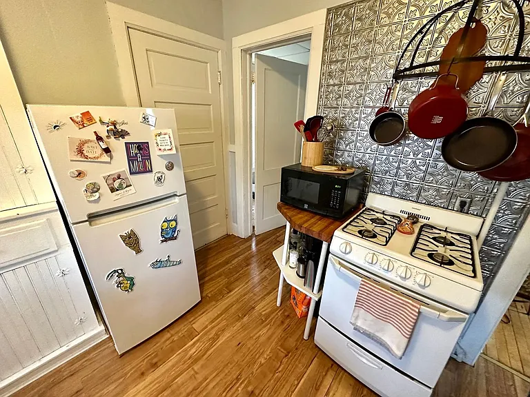 626 W Olin Ave — Photo 6