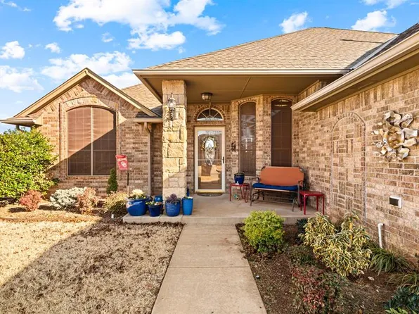 2100 Hackberry Creek Ave, Yukon, OK 73099