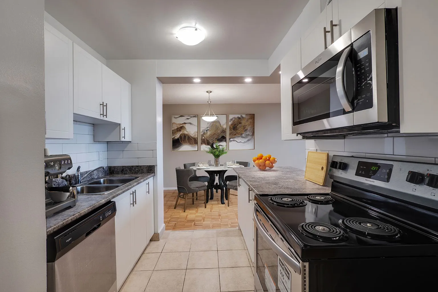 600 Lolita Gdns #1B-1Ba photo 1
