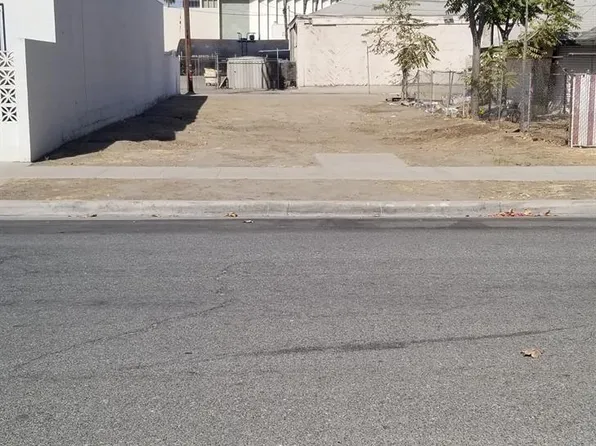 1410 14th St, Bakersfield, CA 93301